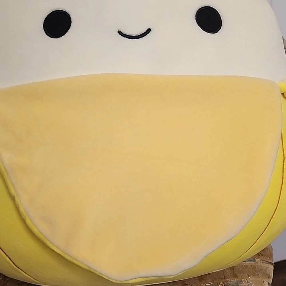 SQUISHMALLOWS "JUNIE" - Picture 3 of 9